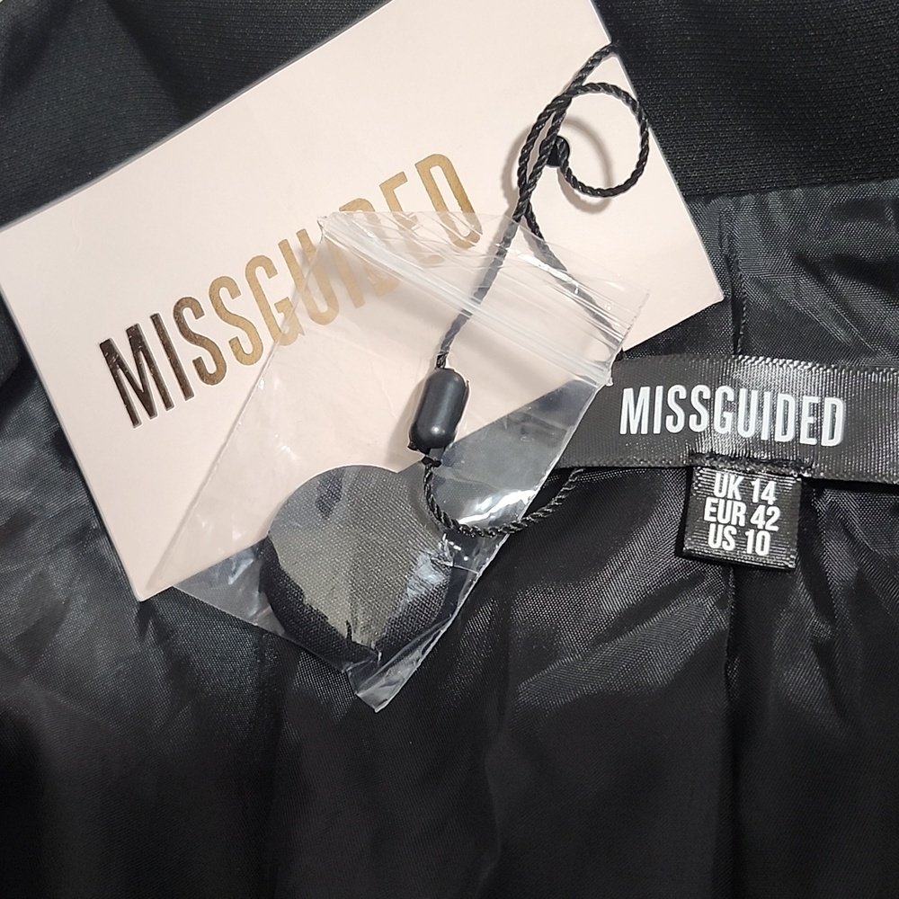 Blazer Dress - Missguided NWT - Picture 2 of 2